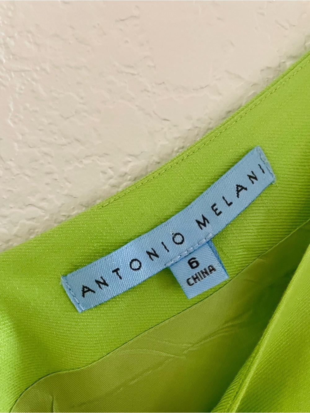 ANTONIO MELANI Bright Lime Green V-Neck Midi Dress - Picture 3 of 10